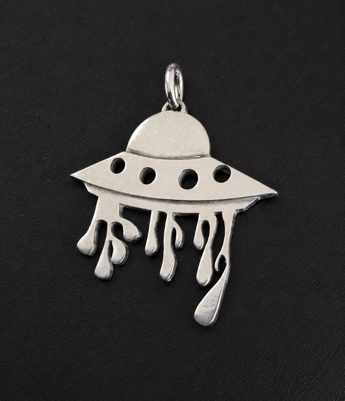 Ufo Drip Pendant