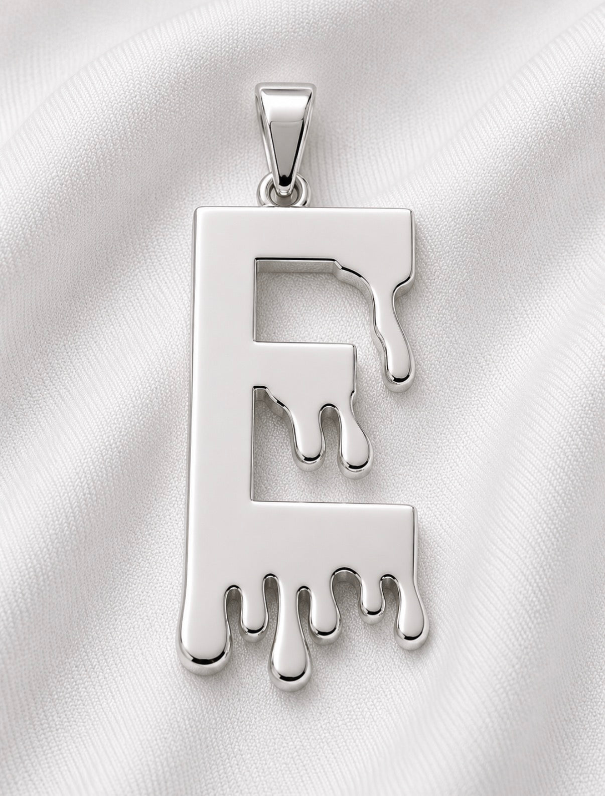 Lettera E Drip Pendant