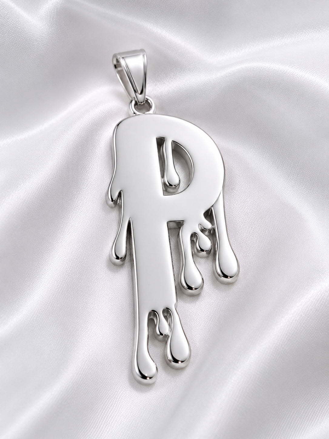 Lettera P Drip Pendant