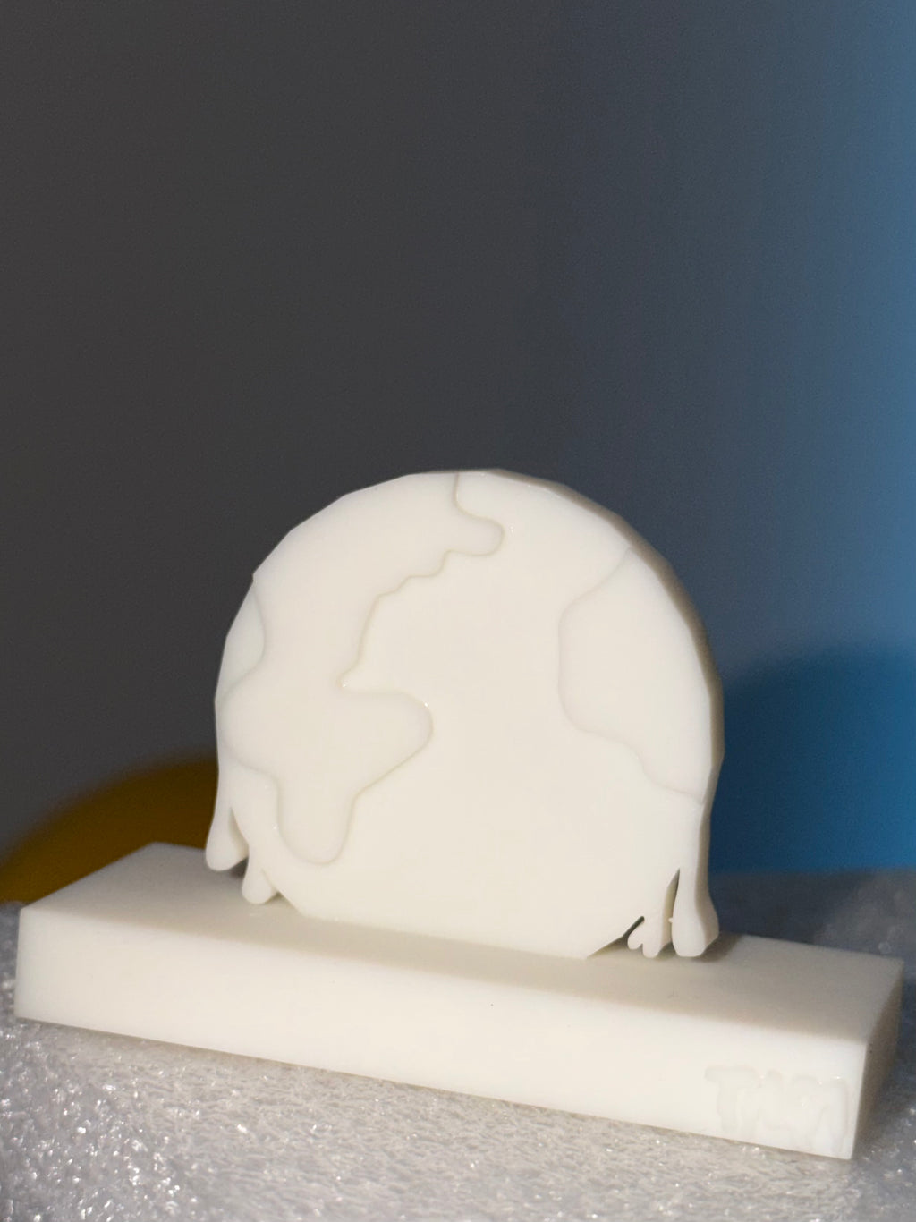 Mondo Drip Sculpture